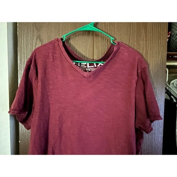 Helix Mens Burgundy V Neck T Shirt Size XL Cotton Casual Short Sleeve Top - Picture 4 of 6